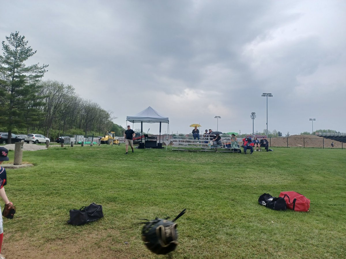 azupfer's tweet photo. The TWHS Freshmen pick-up their 11th win of the season beating Darby 14-4. Gardner pitches 5 strong innings for the win.  Special thanks to Sean Gill for the music.   Always a party at the Flats! @TW_Baseball @TWHS_Cardinals @CraziesCardinal https://t.co/gpivcP6jsU