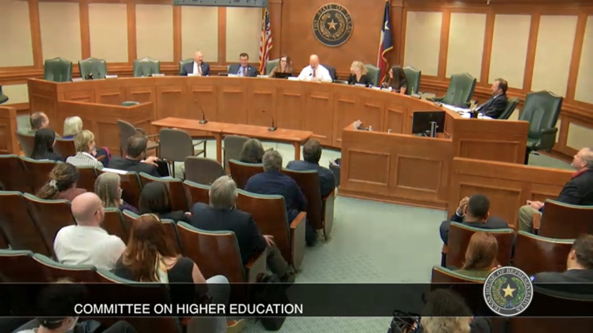 txblackcaucus's tweet image. With witnesses finished for SB 18, the bill is left pending in committee. 74 people have testified against the bill in total and 0 people (!) testified in favor of the bill. 

The committee is now hearing SB 17, which would punish universities with DEI programs. #txlege #TxforDEI