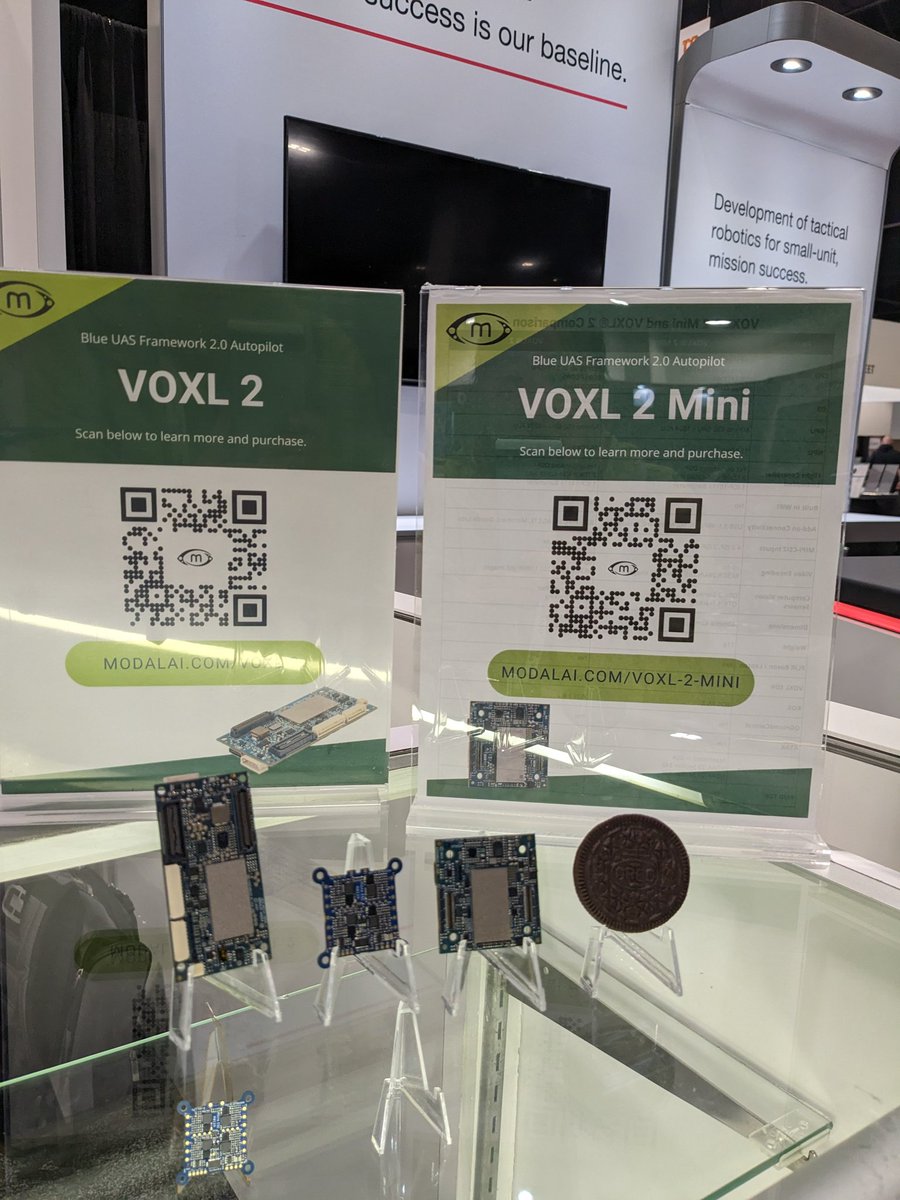 ZengJinger's tweet image. Omg! @modal_ai has a #flightcontroller made from #oreo! What a genius stealth design of #avionics (jk)! And make sure to get some branded American #chocolate ! #XPO23