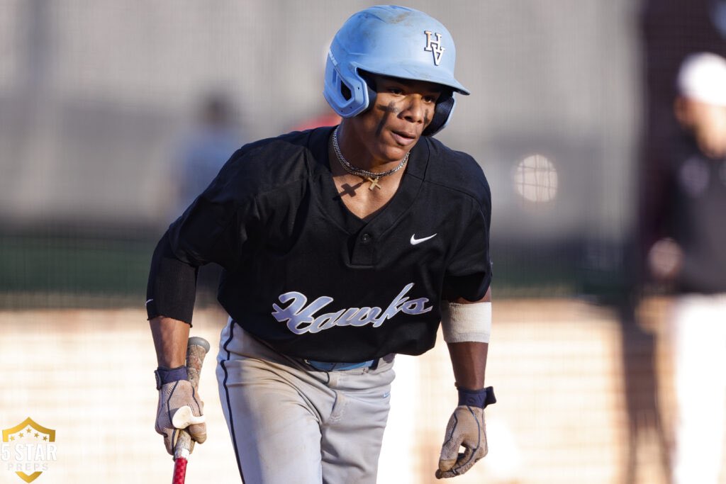 FINAL — Hardin Valley 7, Farragut 5.

Hawks rebound and win the nightcap to claim the District 4-4A Championship. 

HVA will face Oak Ridge on Friday in the Region. Farragut will play Central. 

All Region games will be at Central’s field.