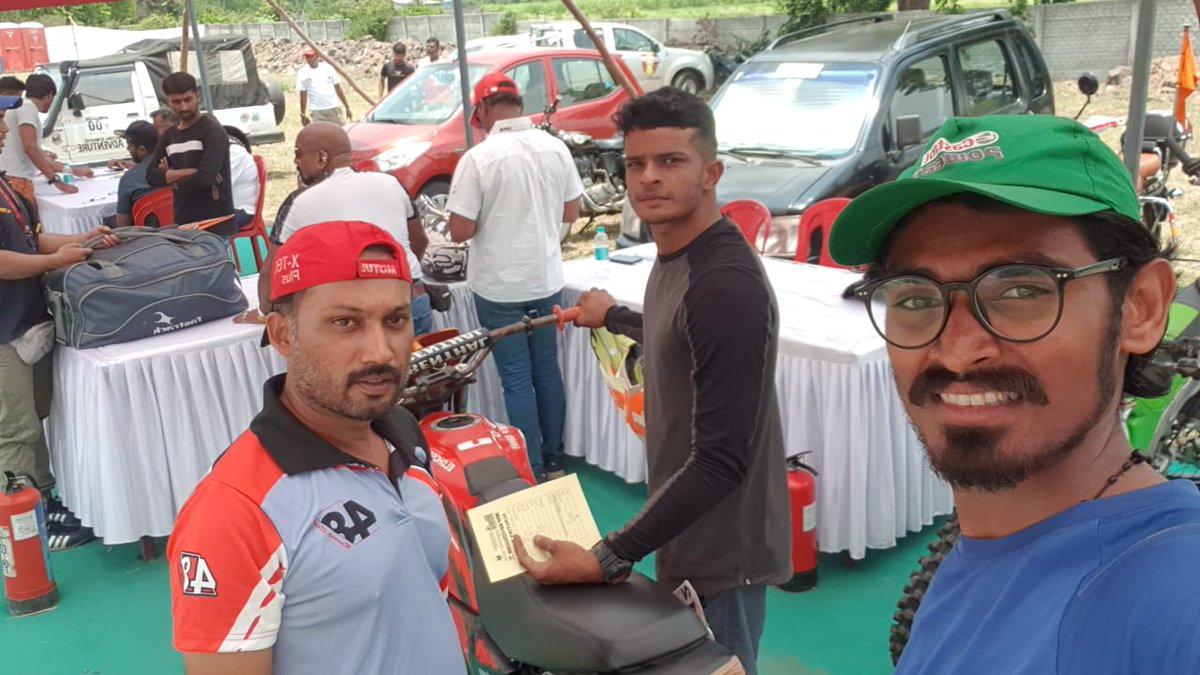 RameesRahmanKA1's tweet photo. All about yesterday's #MRF #Supercross #workshop48 @48racingclub @K__R__Prabin__ @Nehel_s_p_m @Ma17Suhail @Bunny_bear_47 https://t.co/0D2vwsXQ6z