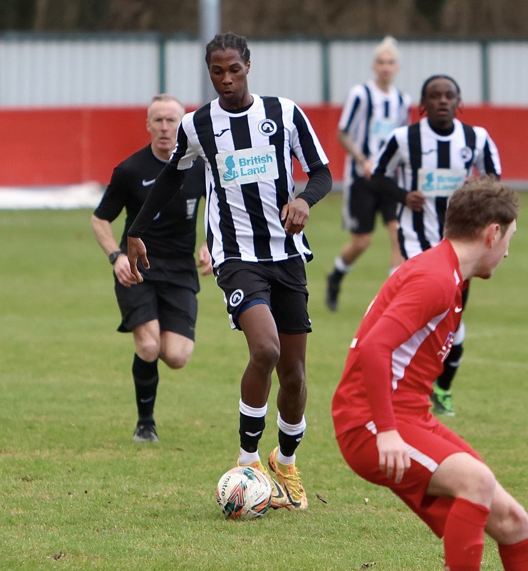 P1Unknownn's tweet photo. Long but eventful season with the boys @FisherFC https://t.co/yaEHoulu0B