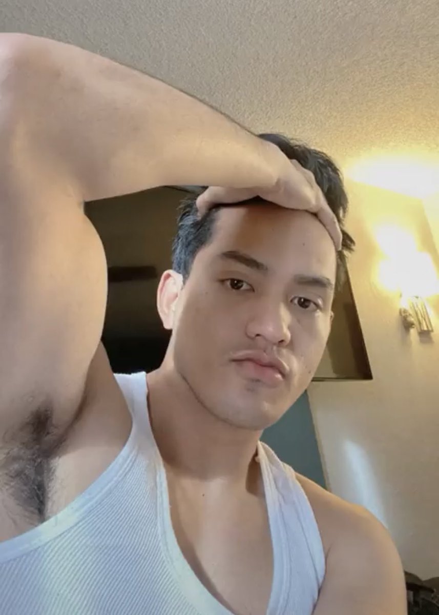 Gregory on Twitter "That time he flashed his sexy hairy armpit and let