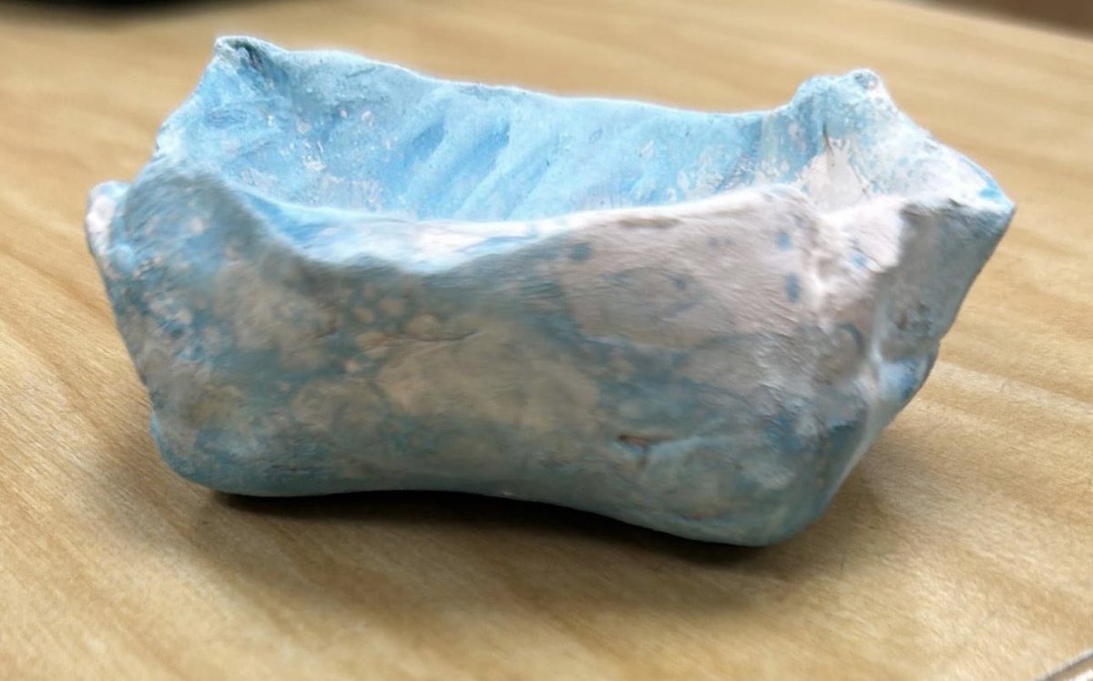 WaldenStacey's tweet photo. My 3rd graders are having STEAM fun finishing their ceramic cut-corner slab dishes, and today my first section added color to them by printmaking BUBBLES🫧 They had so much fun learning by process &amp; exploration that they could layer prints for a dynamic effect!🫧 @RockHillSchools https://t.co/hAEkiZiFTe