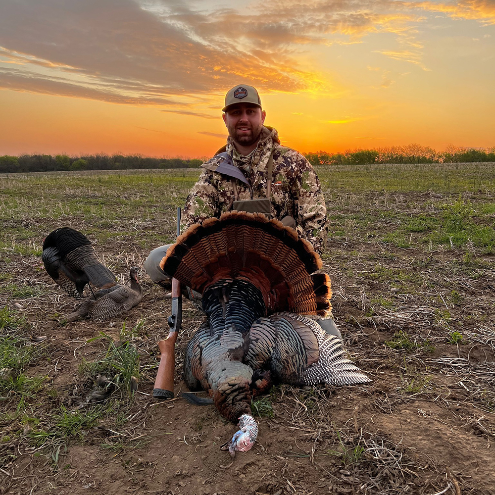 MWLandGroup's tweet photo. Congratulations to Land Agent Jordan Babb on this beautiful gobbler!
"What an awesome morning last week in the turkey woods! Got it done with a beautiful sunrise, picture perfect hunt!" - Jordan
#MidwestLandGroup
#TurkeyHunting #Property #WeKnowLand #MLGDifference https://t.co/nMi47VMDpA