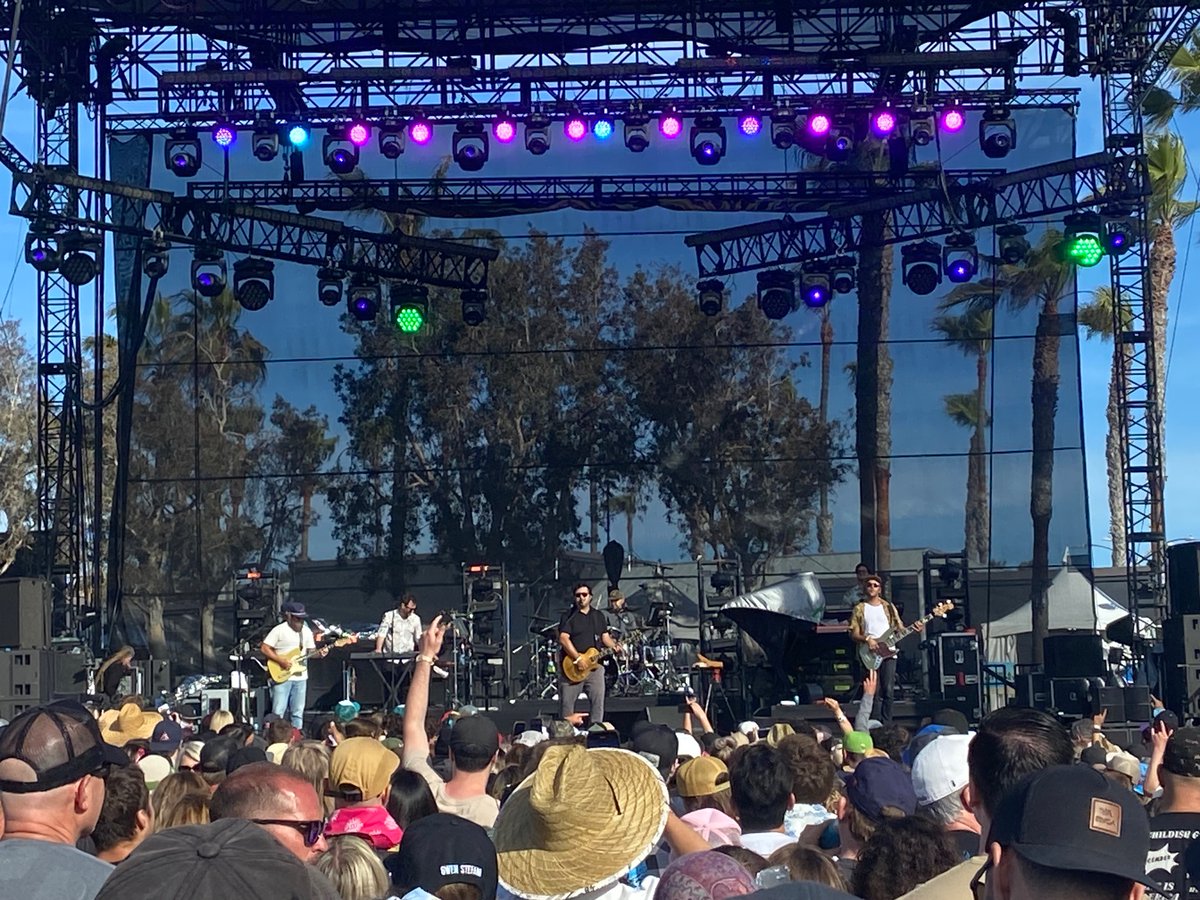 @Iration @BeachLifeFest @Calrootsfest @RYANHADJI @chrisfiq My view. Great to see and hear you all again - so fun!