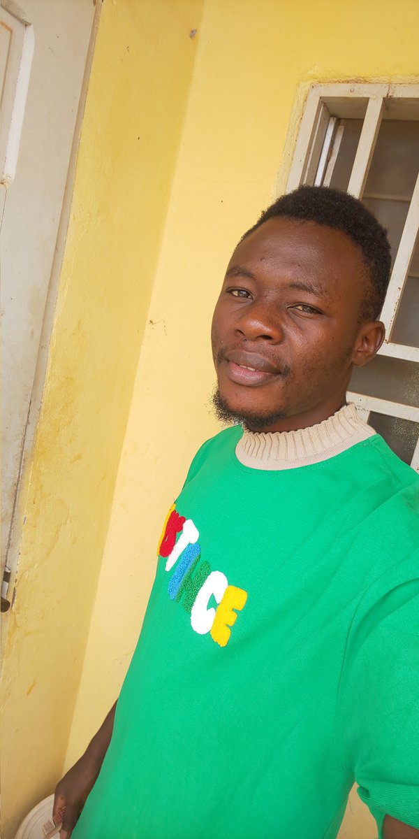 mufidihj's tweet photo. It was a sunny ☀️ day today
Yet it's not safe to say I'm in my sunny days
#sunnydays  #for
#Cameroon #nakillmanpay
#twit https://t.co/e67bXHcE6S
