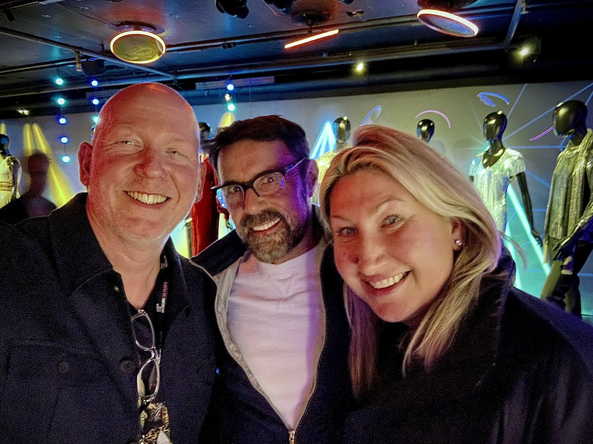ABBATheFans's tweet photo. «Some music never dies. It multiplies.»

#abbathemuseum #abbafanclub #thefans #abbavoyage #ifitwasntforthefans #abbafanday #abba https://t.co/VEXl9tjITk