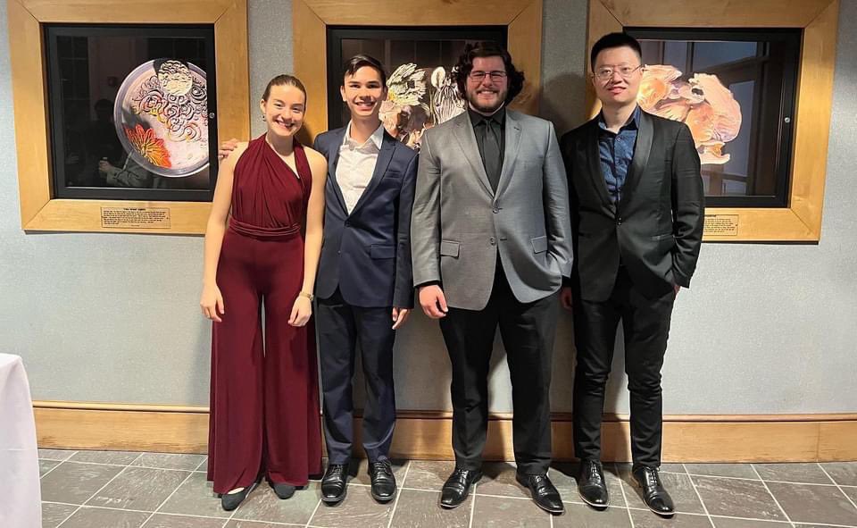 estelvica54's tweet photo. 🏆I had a wonderful time going to the Lima Symphony Orchestra Young Artists Competition.🎶
I was so happy to get to meet so many great people and for being awarded the 2nd prize! 🥈
It was very exciting to play with Dr. Liz Ames Liz Ames , such an stunning performer! https://t.co/HhHsHKmwxq