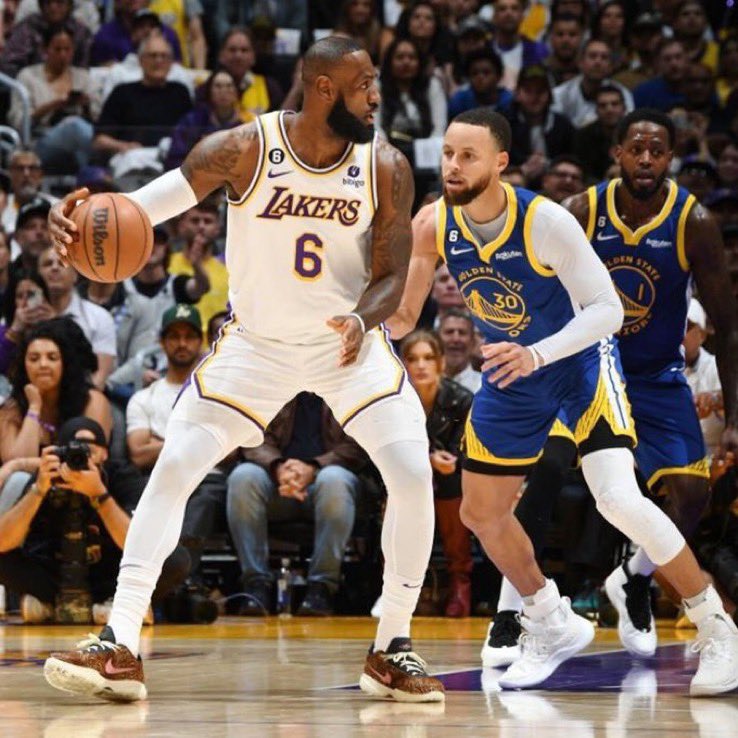 LakersLead's tweet image. 🚨 GIVEAWAY ALERT 🚨

I’ve teamed up with @heir_company to celebrate the HEIR app. We are giving away @KingJames Jersey. 👑

Follow these 4 steps to win:
1️⃣ Retweet this 
2️⃣ Download HEIR bit.ly/LakersLead
3️⃣ Create your HEIR username
4️⃣ Reply with your HEIR username