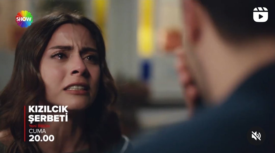 Fatih foi cuspido e amaldiçoado
Na Turquia eles fazem
Quando cuspimos demonstramos o nosso repúdio, menosprezo, nojo  Portanto, quando cuspimos em alguém estamos demonstrando que não temos apreço a opinião do outro, não o respeitamos, pelo contrário, o ignoramos e menosprezamos.