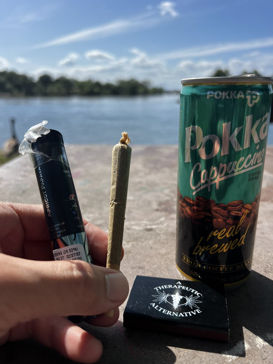 River, Doobie, Cappuccino 💚💨🙏
#Mmemberville #CannabisCommunity