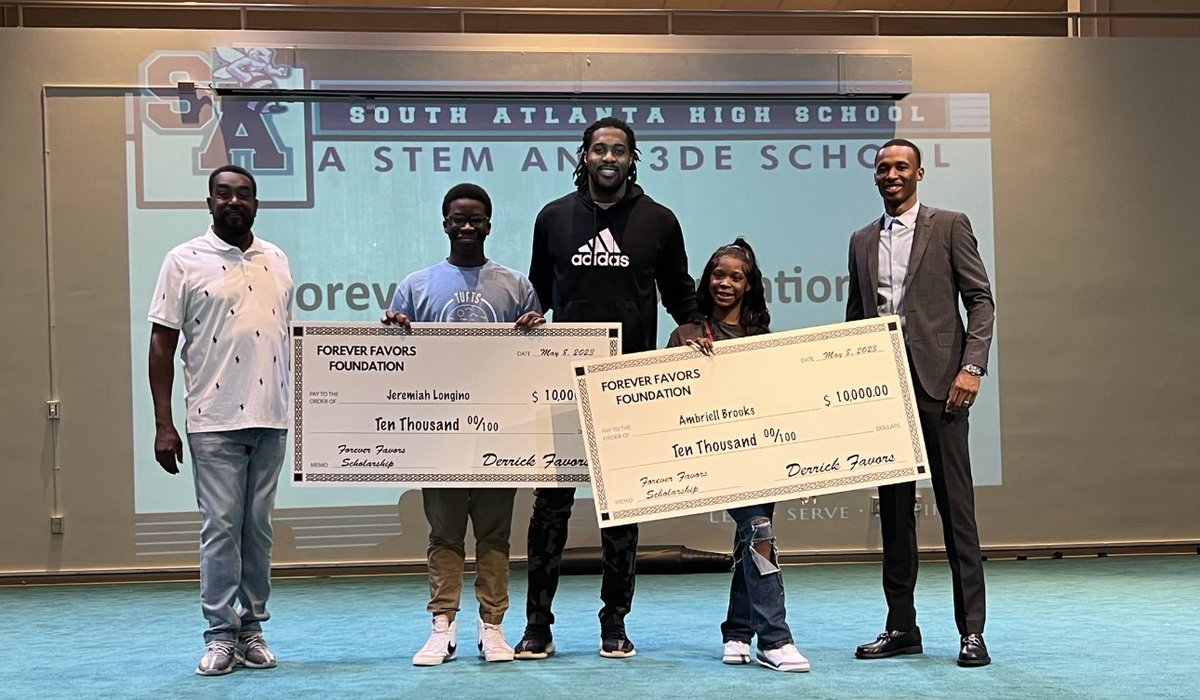 South Atlanta High School Athletics (@satl_athletics) on Twitter photo Thank you to our own Derrick Favors <a href="/dfavors14/">Derrick Favors</a> for always giving back. <a href="/PrincipalPFord/">Dr. Patricia Ford</a> Thank you to our own Derrick Favors <a href="/dfavors14/">Derrick Favors</a> for always giving back. <a href="/PrincipalPFord/">Dr. Patricia Ford</a>
