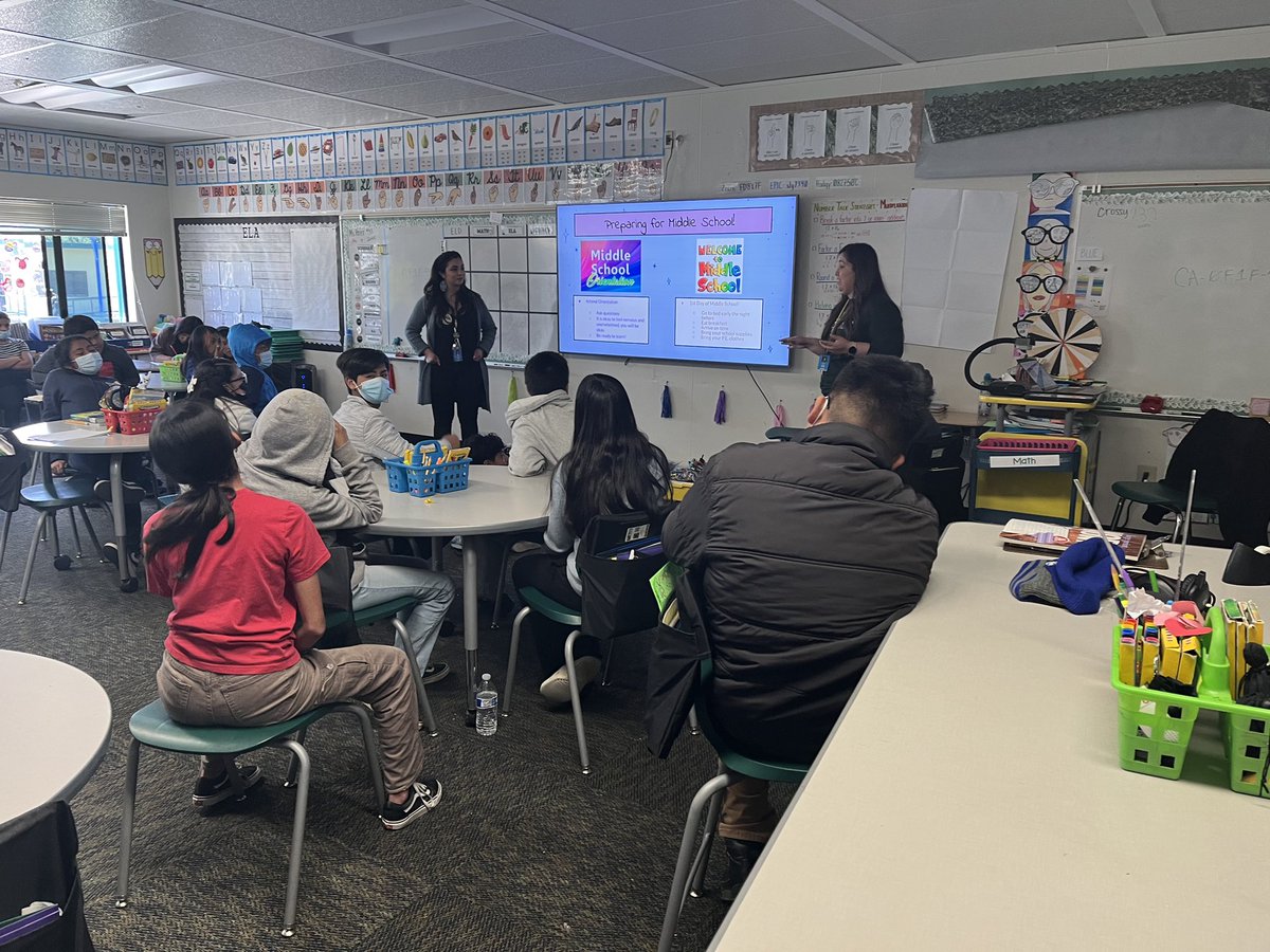 🐻 Brown Bears X Grizzlies!

🩶Thank you VVMS counselors @B_DominguezVVMS and @MDominguez_VVMS for giving our 6th graders a welcoming presentation about transitioning into middle school! @zjgalvan @LCortezGUSD @OakAveCounselor @VillagomezMyra