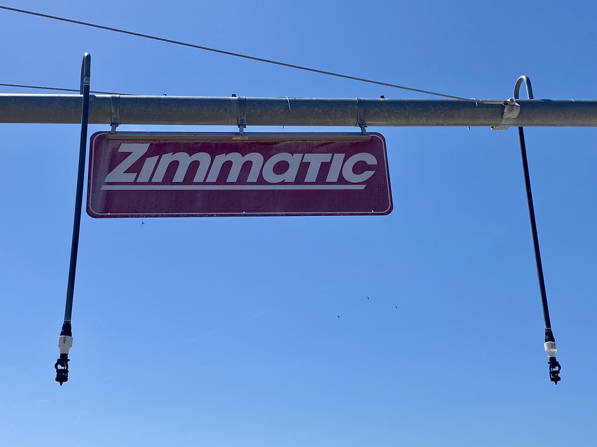 puls9sean's tweet photo. #Senninger_ Dynamic Drive Rotators! #Zimmatic  #irrigation New year new sprinkler 🇺🇸🌽🥕🌎💦💪🥔🌾 https://t.co/3PuXFSHTXq