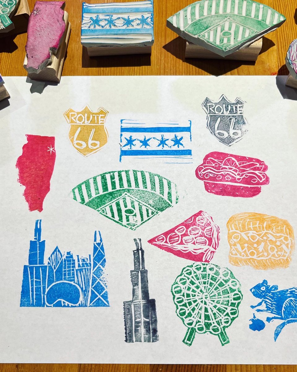 I made a whole bunch of new Chicago stamps. My favorites of the group are the skyline and the Italian beef. These are so much fun to carve, and it’s a very tactile feeling to press the ink to paper. 
💌
#chicagoartist #chicagoillustrator #chicagohotdog #chicagopizza #chicagoflag