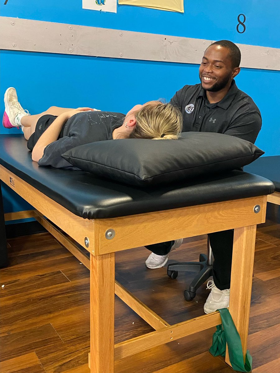 BigBrown90's tweet photo. Excited for Wednesday’s 24s PWC 🏈 showcase night! Bringin’ the crew from C4 over to help with this event!
@JohnRobinette13 
-Dr. Courtney Crews (DPT) @pelicarto90 
-Coach Sebastian Baytan (CSCS, USAW) @Joseph_Baytan 
-Coach Austin Brown (CSCS, CFSC, FMS) @BigBrown90

Go get it!! https://t.co/5q4rThTXaR
