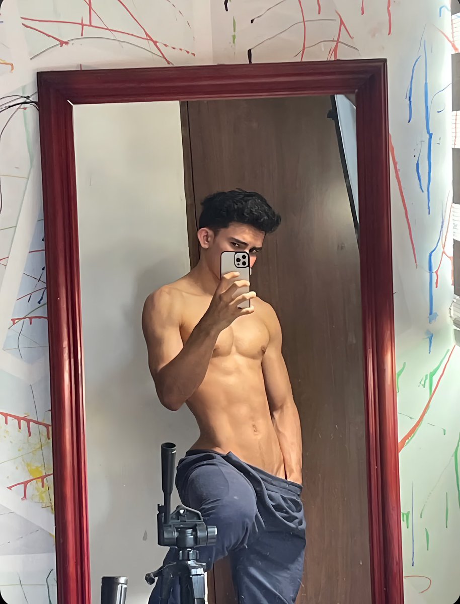 dhanisito 🤓 tweet media