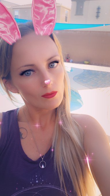This little snow bunny is ready for some fun! https://t.co/NyVHZz5oP0<a href="/tag/getaway"class="tags"><span>#getaway</span></a><a href="/tag/weekendvibes"class="tags"><span>#weekendvibes</span></a>