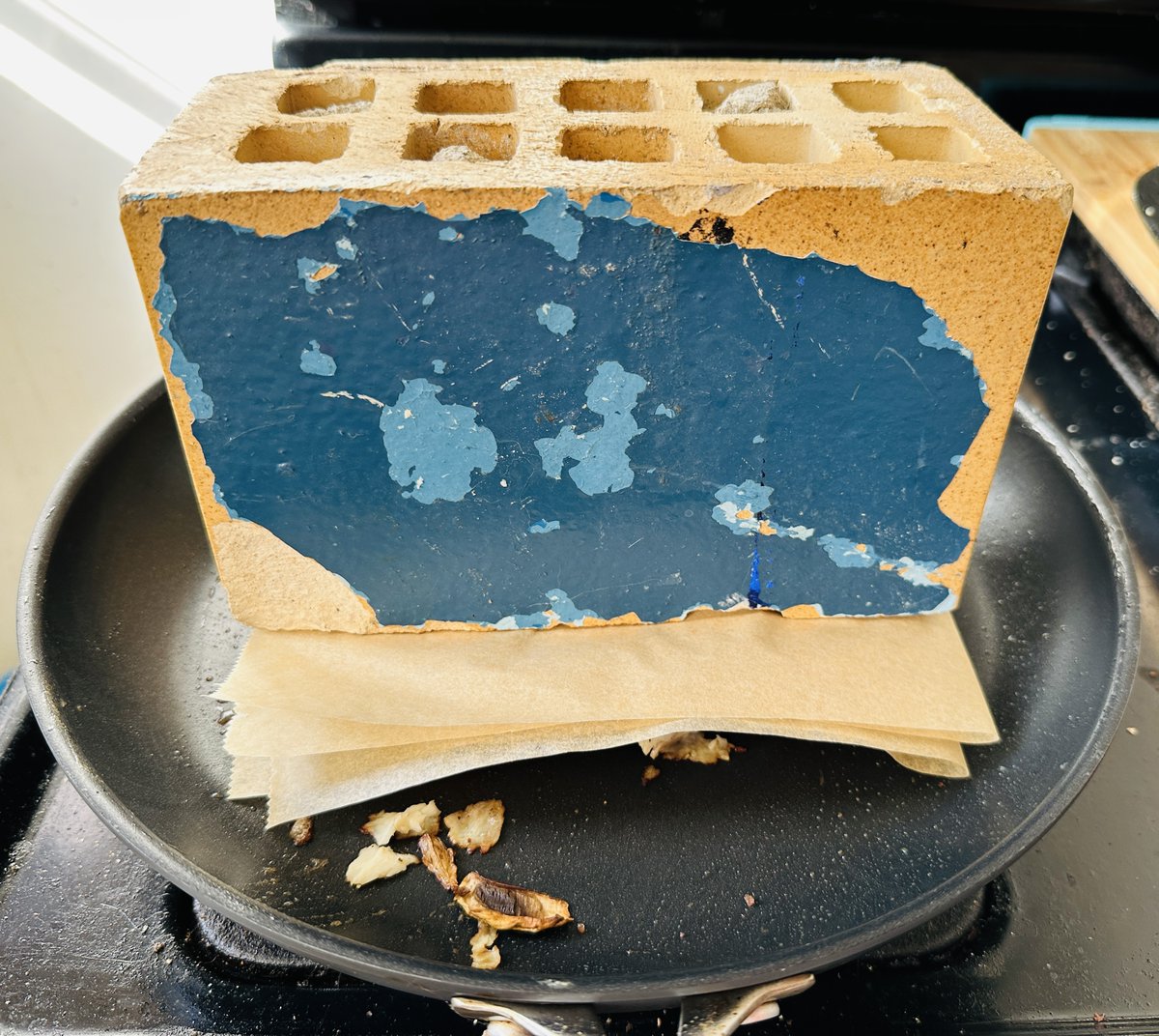 VanillaScott's tweet photo. Chicken, swiss & mushroom sandwich. My "panini press" is a brick taken from the 1999 demolition of the #StLouis #Checkerdome aka #TheArena. Beautiful arena all folks from St. Louis remember where I saw bands like Van Halen, Rush & KISS in my childhood. Good times. Good sandwich. https://t.co/34oiHcgAEN