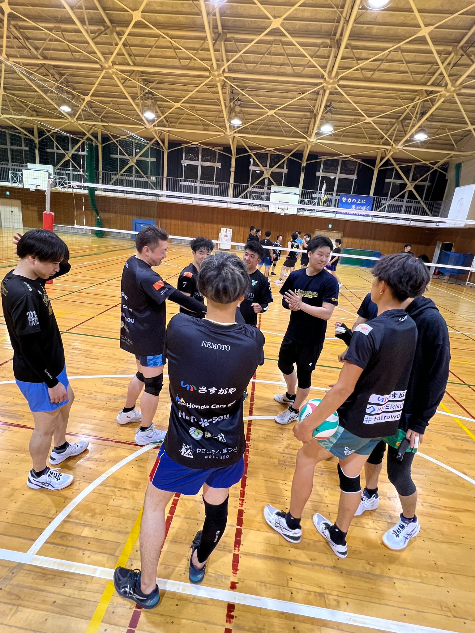 武蔵さん専用　バレーボール ミカサ MVA300 バレーボール 2個セット MIKASA（スポーツ