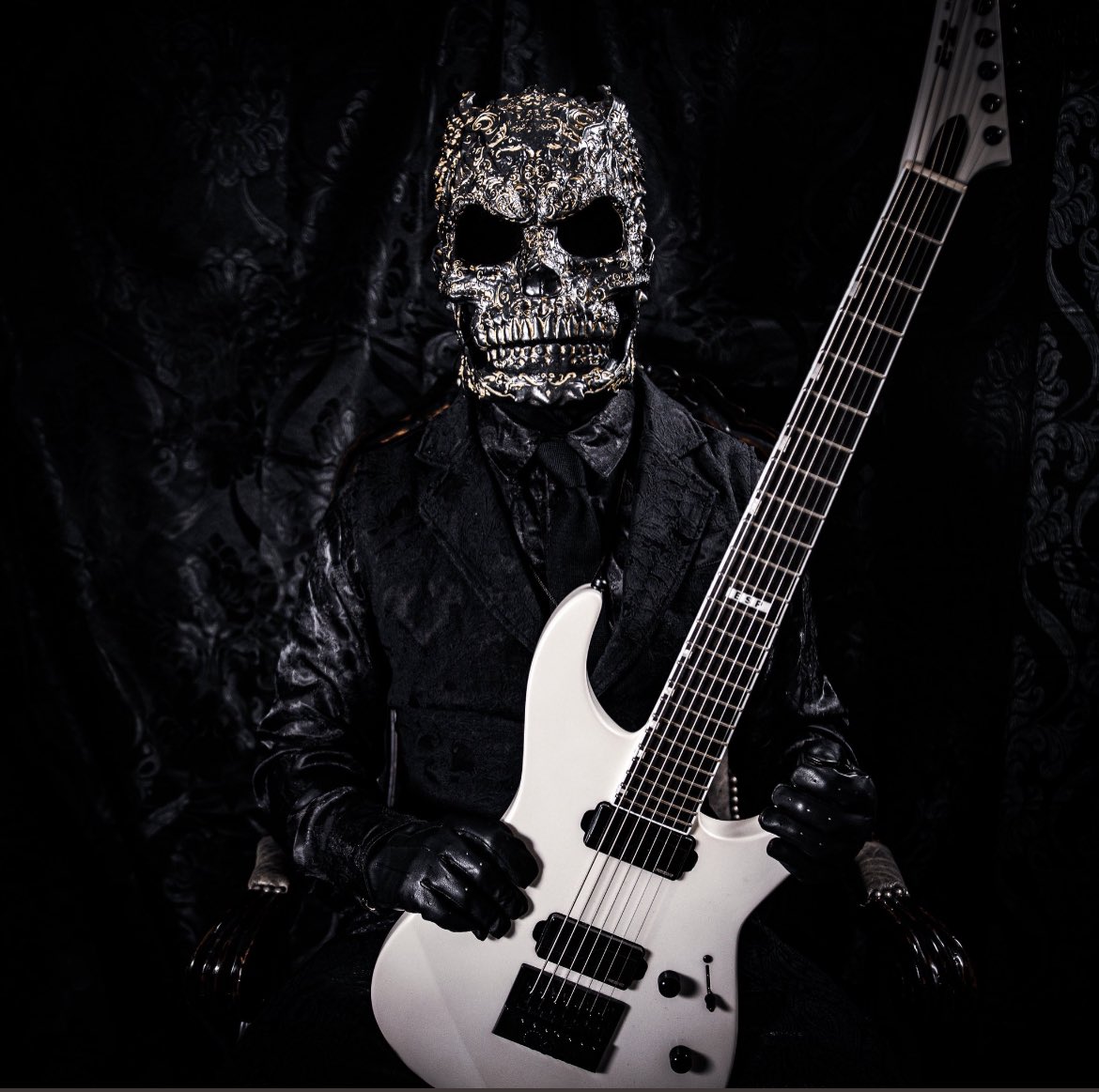 zirad_xo's tweet photo. #WeAreTheCleansing #Plagues #Xylothra
#MaskedBands
@voiceofplagues @OfficialPlagues
#TerrorUniversal
#Slipknot
#Mushroomhead
#AntiClone
#Splutter
#AKillersConfession
#Avatar
#Gaerea
#Batushka
#ImperialTriumphant
#TheInfernalSea
#Heilung https://t.co/yL4PLu0Mhg