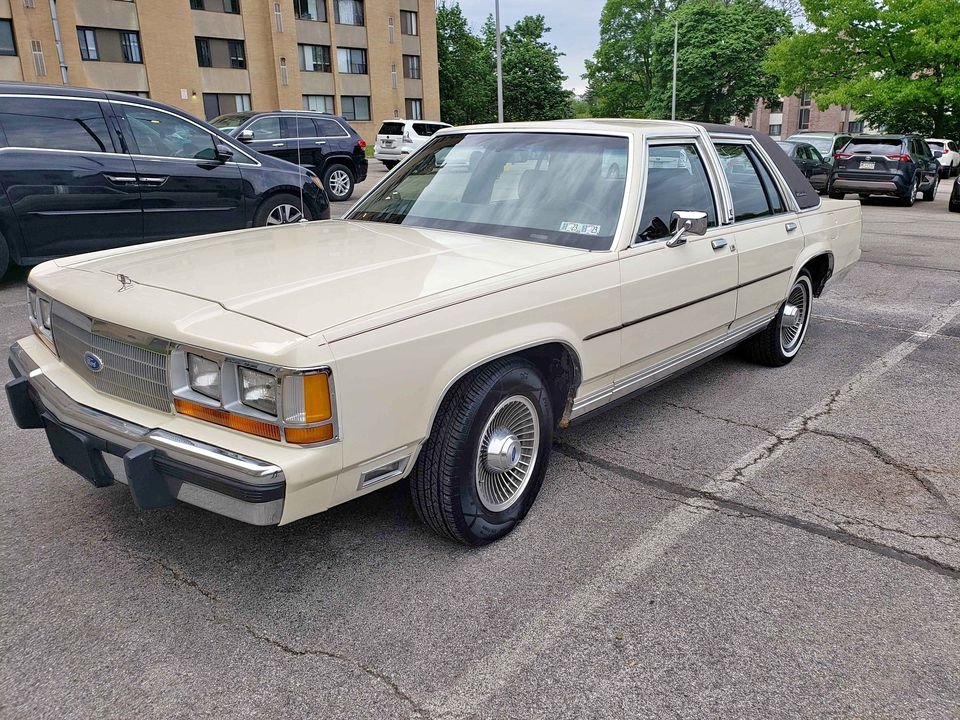 StrangePerspective on Twitter "RT captainpisslord 89 crown vic 5k