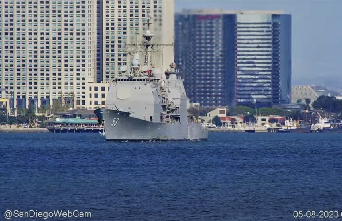 WarshipCam's tweet photo. USS Mobile Bay (CG 53) Ticonderoga-class guided missile cruiser leaving San Diego - May 8, 2023 #ussmobilebay #cg53
SRC: webcam https://t.co/QU2VeFvNiM