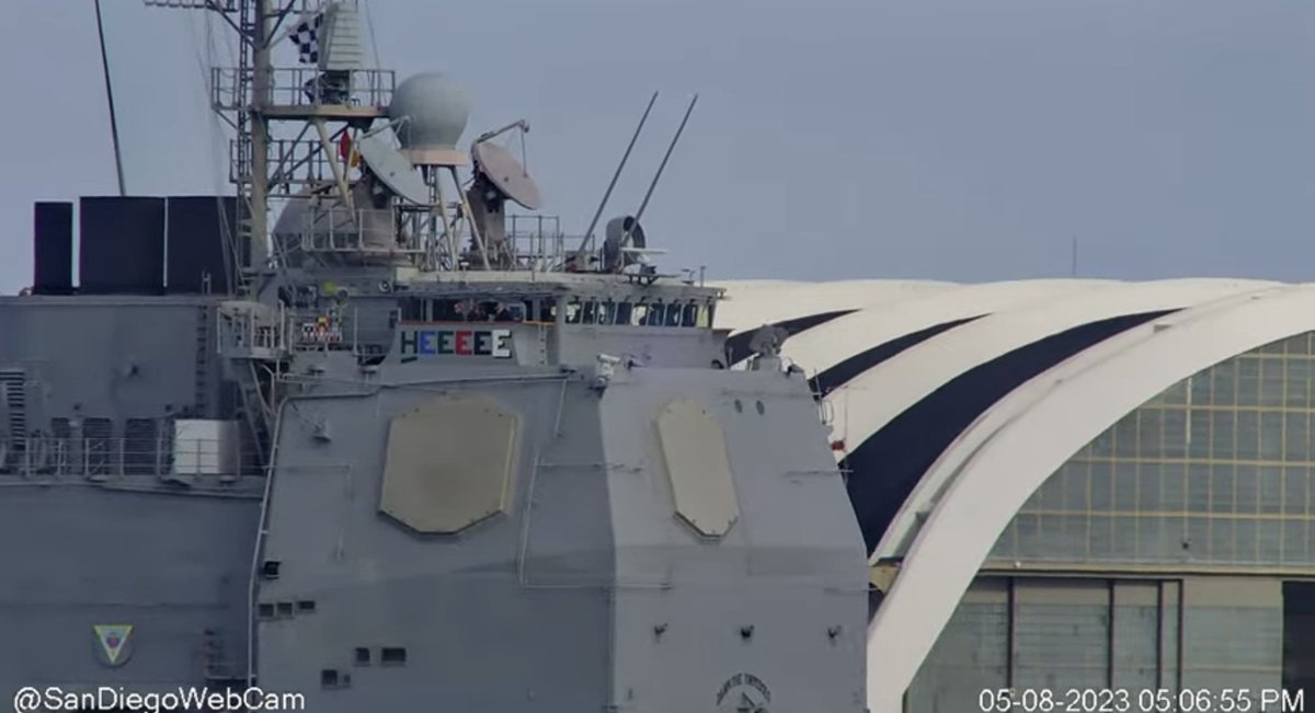 WarshipCam's tweet photo. USS Mobile Bay (CG 53) Ticonderoga-class guided missile cruiser leaving San Diego - May 8, 2023 #ussmobilebay #cg53
SRC: webcam https://t.co/QU2VeFvNiM