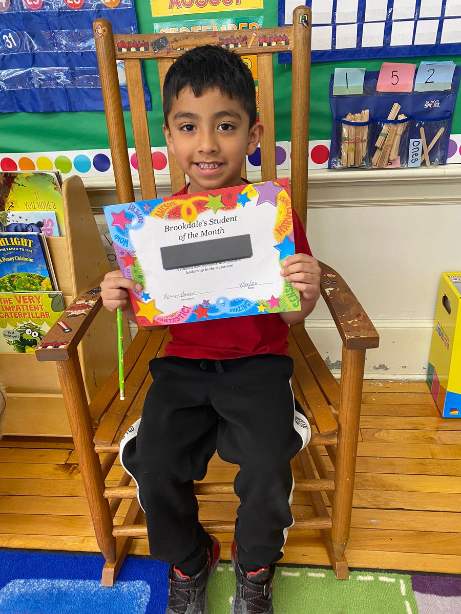 Lehansky18's tweet photo. The student of the month in KL… Angel! https://t.co/LP0w2HHtER