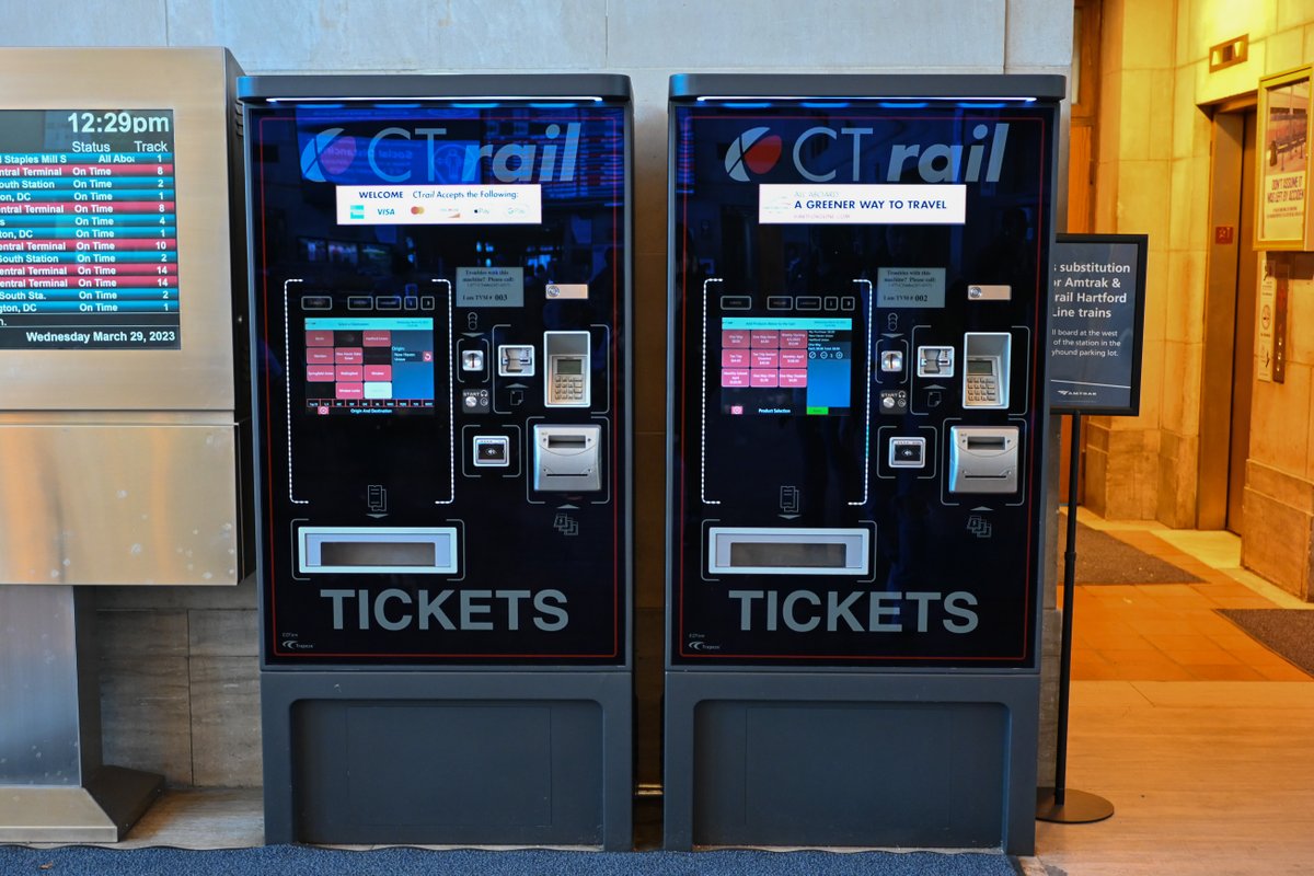 hartfordline's tweet photo. Purchase tickets with a quick tap! 📱 All CTrail Ticket Vending Machines accept Google Pay and Apple Pay. 💲
#CTrail #HartfordLine #Tickets #TicketVendingMachine #RailTravel https://t.co/ZYhDbgNiCs