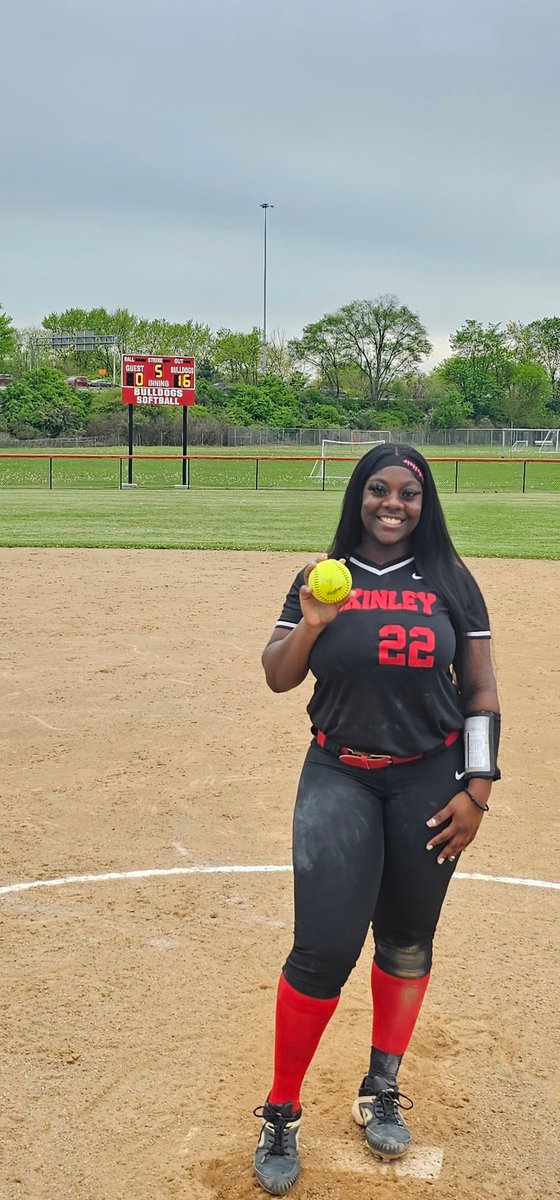 AvaLaVaye2023's tweet photo. 1st tourny win for @McK__softball as I pitched my 2nd career no-hitter tonight. Thanks to my teammates, @McKinleySports , my coaches and parents, @mtbrizzy & @brwnsgr40 for their continued suppoert. #Godfavorsme #GoPups @ClaflinSoftball #PawsUp @CoachA2320 @DiamondchixP #DemChix https://t.co/MDhI6NtMQ8