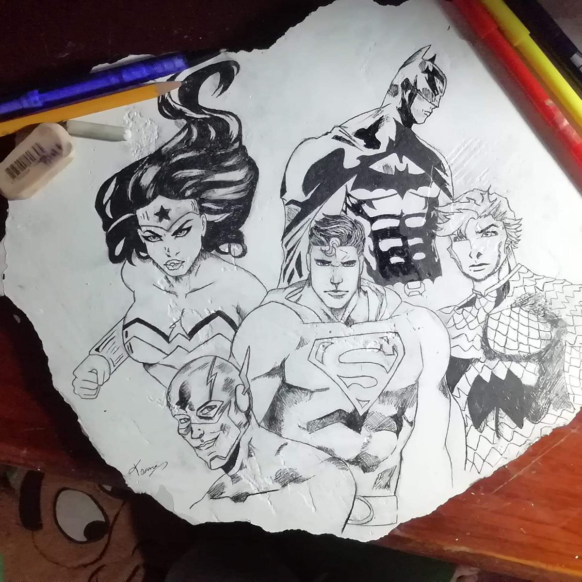 tham_alhe2003's tweet photo. 𝐃𝐂/ 𝐋𝐚 𝐋𝐢𝐠𝐚 𝐝𝐞 𝐥𝐚 𝐉𝐮𝐬𝐭𝐢𝐜𝐢𝐚

#dibujos #dccomics #tinta https://t.co/GzvHz55Ui7