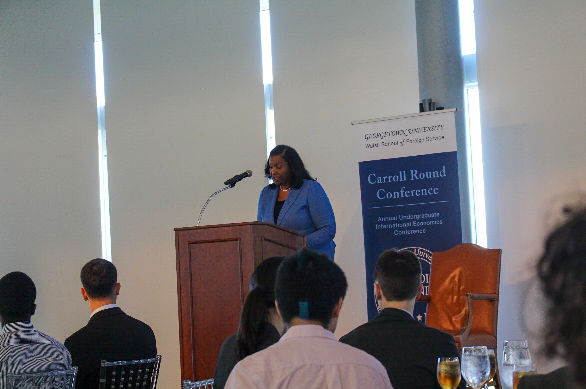 CarrollRound's tweet image. It was such an honor to host @drlisadcook and @SMMcKernan as the keynote speakers for the 22nd Carroll Round Conference. Thank you for the incredible presentations and for inspiring the next generation of economists!