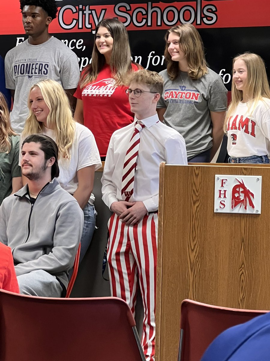 Congratulations to Senior Captain @Jacoblentz8 for signing with Wabash College. Best of luck! You have given so much to the Fairfield wrestling program and we can’t wait to see your success at the next level.