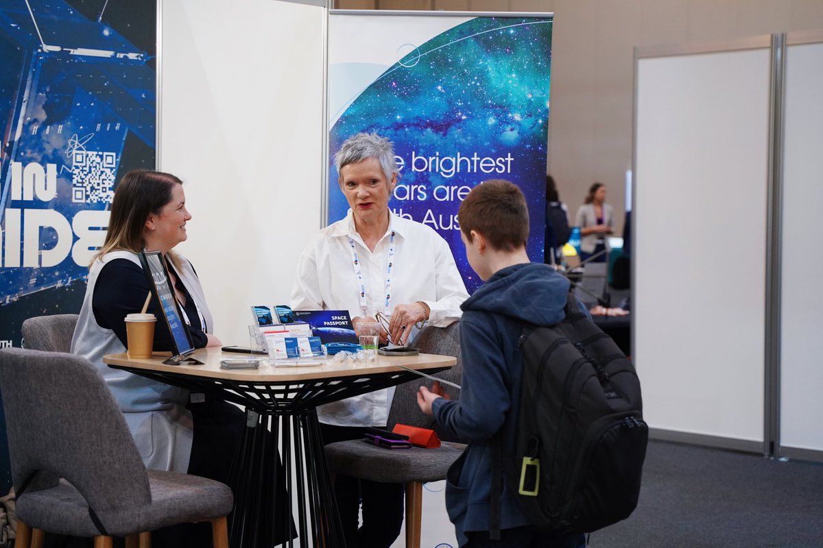 SASIC_Aus's tweet image. What a stellar start to the 15th #AUSpaceForum today! ✨ 
From meeting the bright young future stars of our industry to hearing @JAXA_en’s President, Dr Hiroshi Yamakawa, talking about Australian-Japan cooperation in space, we’ve loved every minute. 
#SpaceState @AndyThomasSpace