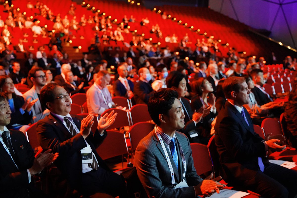 SASIC_Aus's tweet image. What a stellar start to the 15th #AUSpaceForum today! ✨ 
From meeting the bright young future stars of our industry to hearing @JAXA_en’s President, Dr Hiroshi Yamakawa, talking about Australian-Japan cooperation in space, we’ve loved every minute. 
#SpaceState @AndyThomasSpace