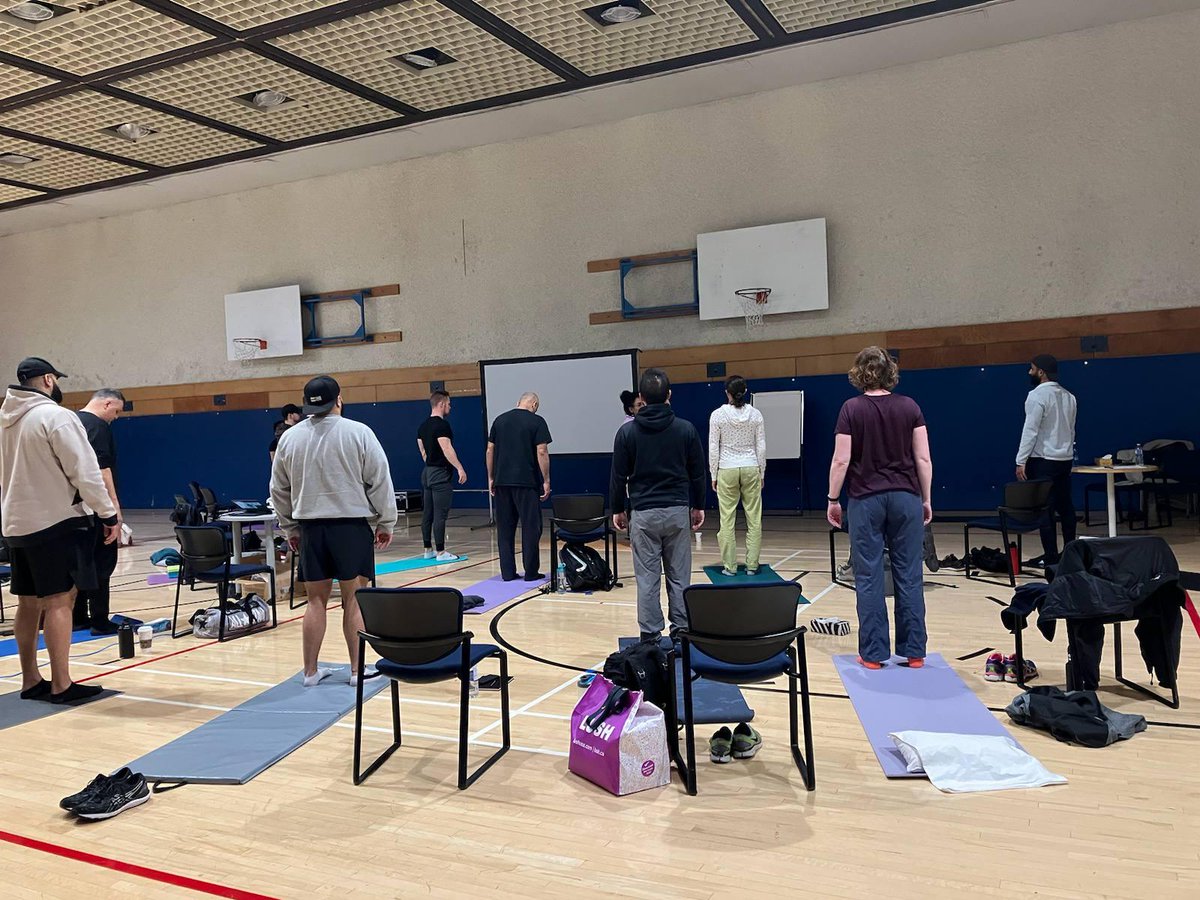 VPDChiefRai's tweet photo. .@VancouverPD pleased to complete  1st session with @IAHVOfficial, grt feedback from members! Will be part of the overall #VPDWellnessProgram in support of officer well-being, #mentalhealth &amp; incident stress relief.#skybreathmeditation. TY @ManjitKaurRana1 @hitujugessur https://t.co/HP8wnevMJ7