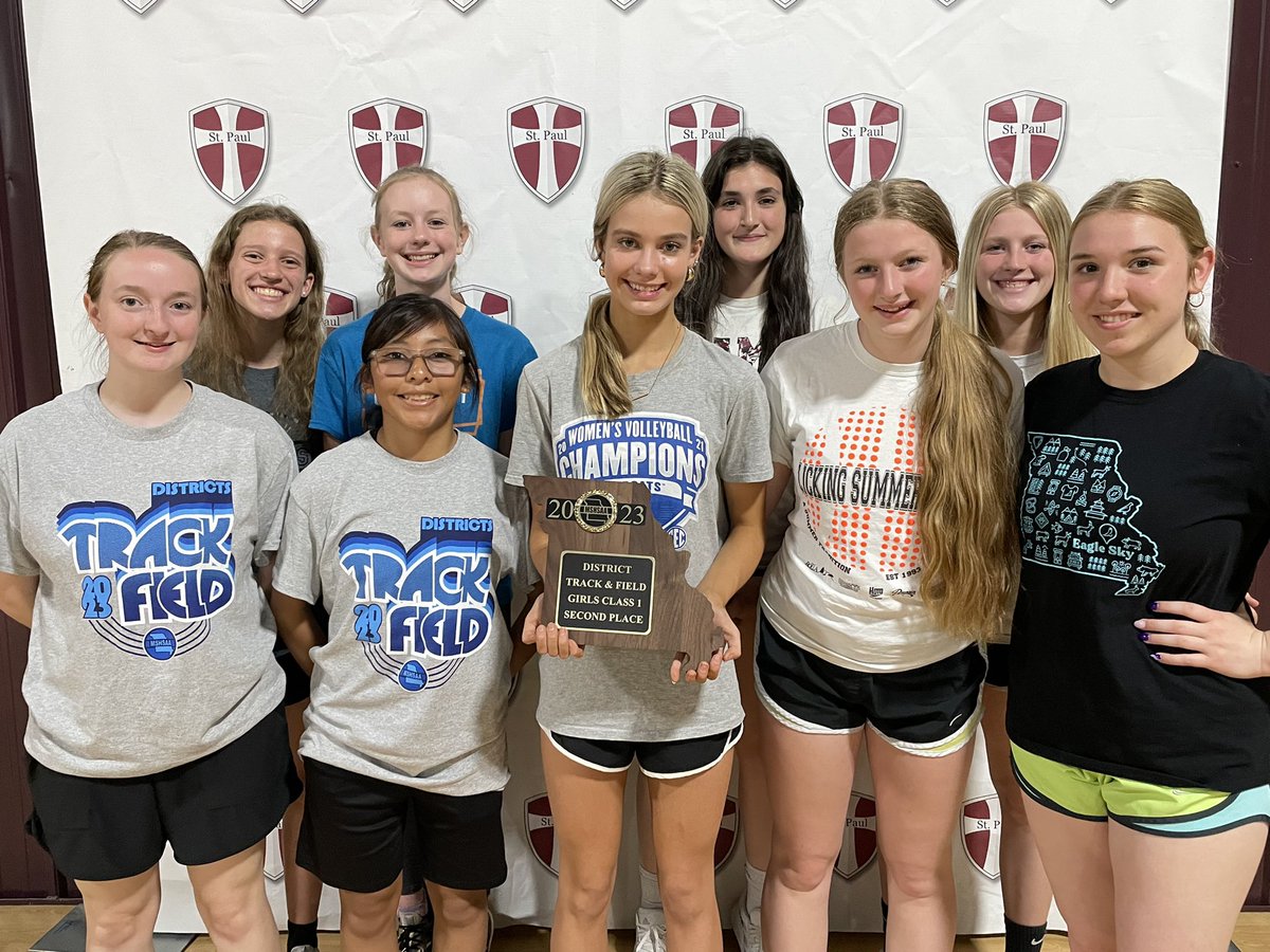 Our girls team did a great job at Districts Saturday, finishing second. Not all are in the picture but wanted to celebrate these young ladies who absolutely put in the work this year. <a href="/KFMOsports/">KFMOsports</a> <a href="/MyMoInfoSports/">KTJJ/KREI Sports</a> <a href="/MattKing_Sports/">Matt King</a>