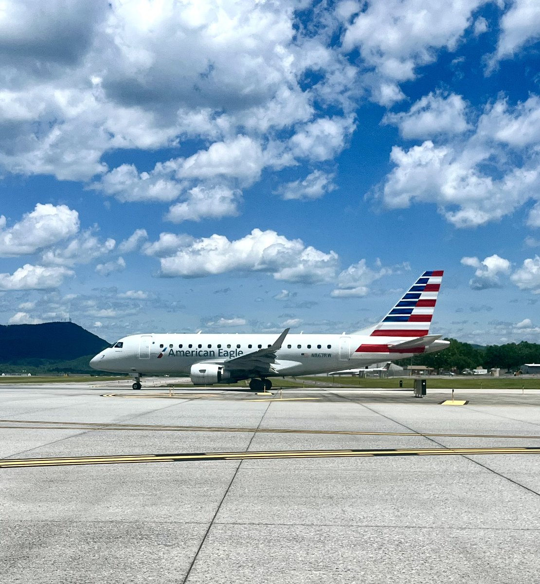 Cloud appreciation post ☁️😍

Another beautiful day at ROA!

#flyroa