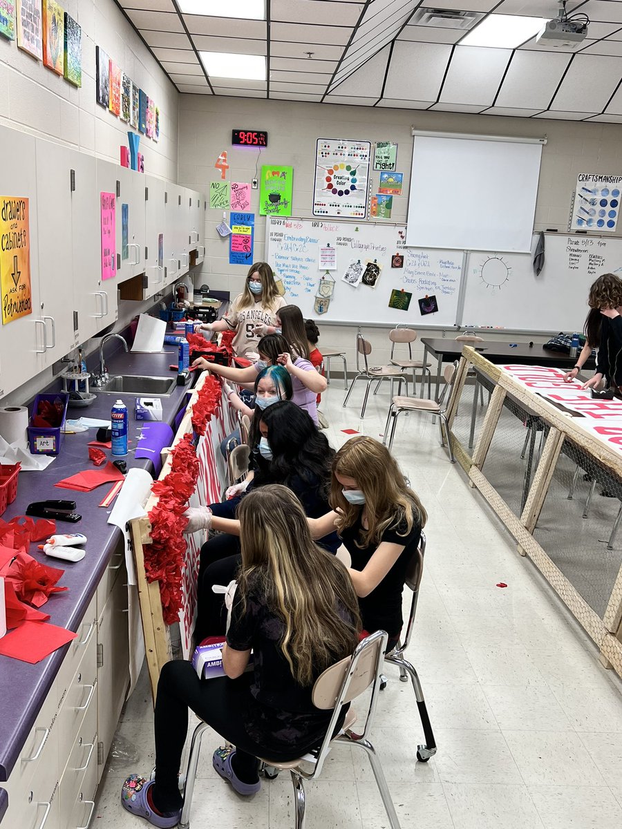 Ss are working incredibly hard designing our 1st ever West Float for the Strawberry Festival Parade! <a href="/ThePortlandSun/">Portland Sun</a> <a href="/Portlandtncofc/">Portland Chamber</a>