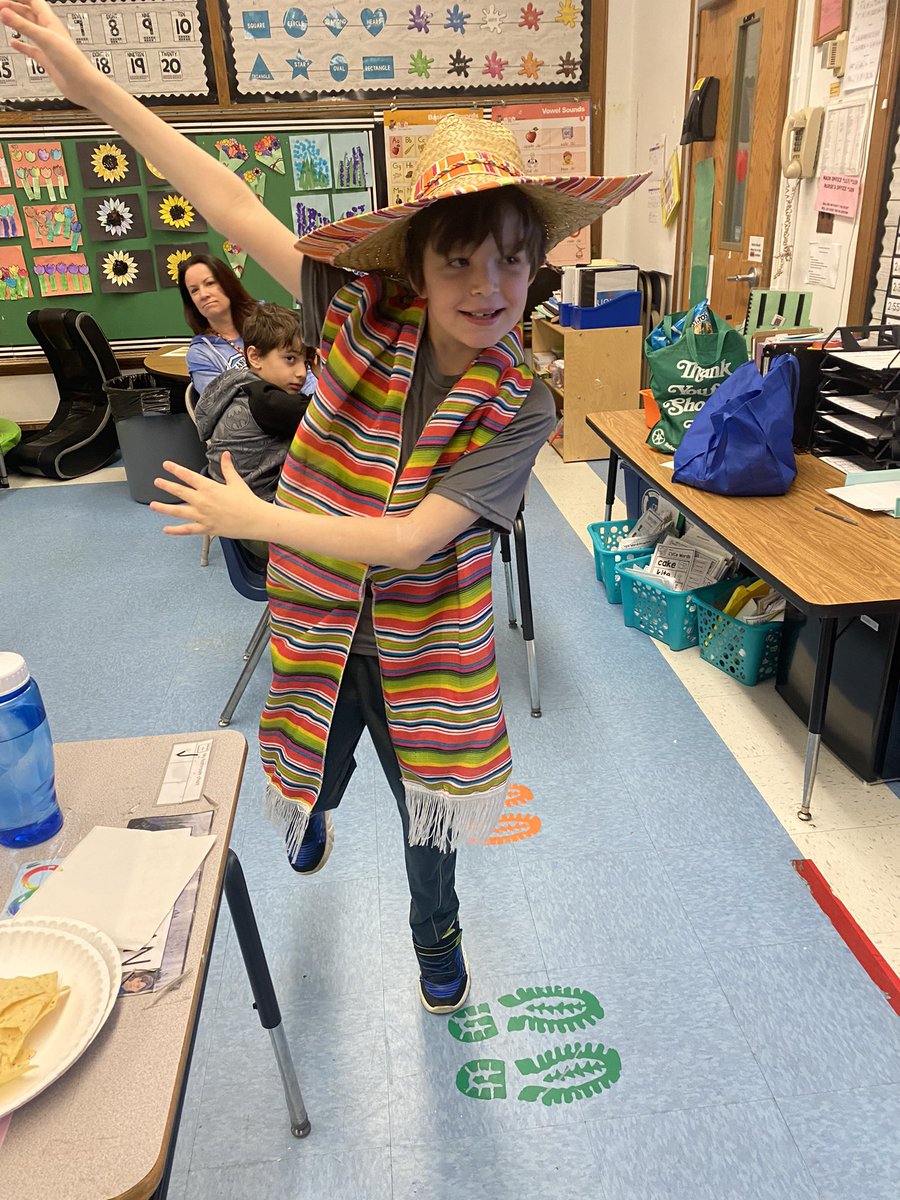 Mrs. Luczaj tweet media