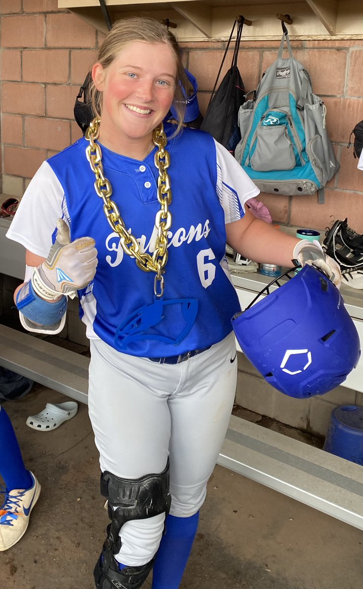 RDSBSoftball's tweet photo. New Season 1-0
Riverdale 2
North Baltimore 0
Survive and advance! Brenna Farmer #WearTheChain for a 💣 in the 3rd inning. Addie Farmer #WearTheChain Winning Pitcher, 3 hits, 11 strikeouts!! 
#ClimbTheLadder 🪜 https://t.co/aWRSIzNunG