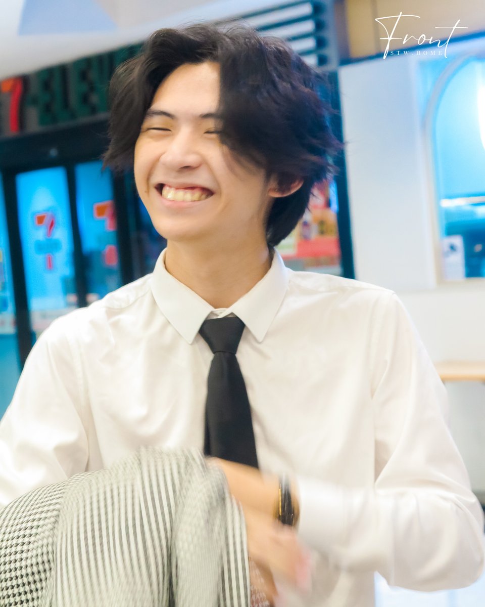 frontstwhome's tweet photo. Have a nice day 😁 @BSittawee

#FOOLSTEP #FOOLSTEPBAND
#frontstw #_frtstw_ #Front 
#Fools #tipsyboy #คีมีโนโตะของฟร้อนท์ https://t.co/nQmntWTC0i