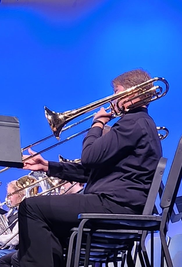 <a href="/GEHS_band/">GEHS Band</a> Spring Concert. More pics to follow in this tweet. Students and their Director, Mr. Biggs...so good! Thank you seniors!
<a href="/blazerbandbstrs/">Blazer Band Boosters</a> 
<a href="/GEHSBlazers/">Gardner Edgerton High School</a> 
<a href="/GEHSSimpson/">Mike Simpson</a>