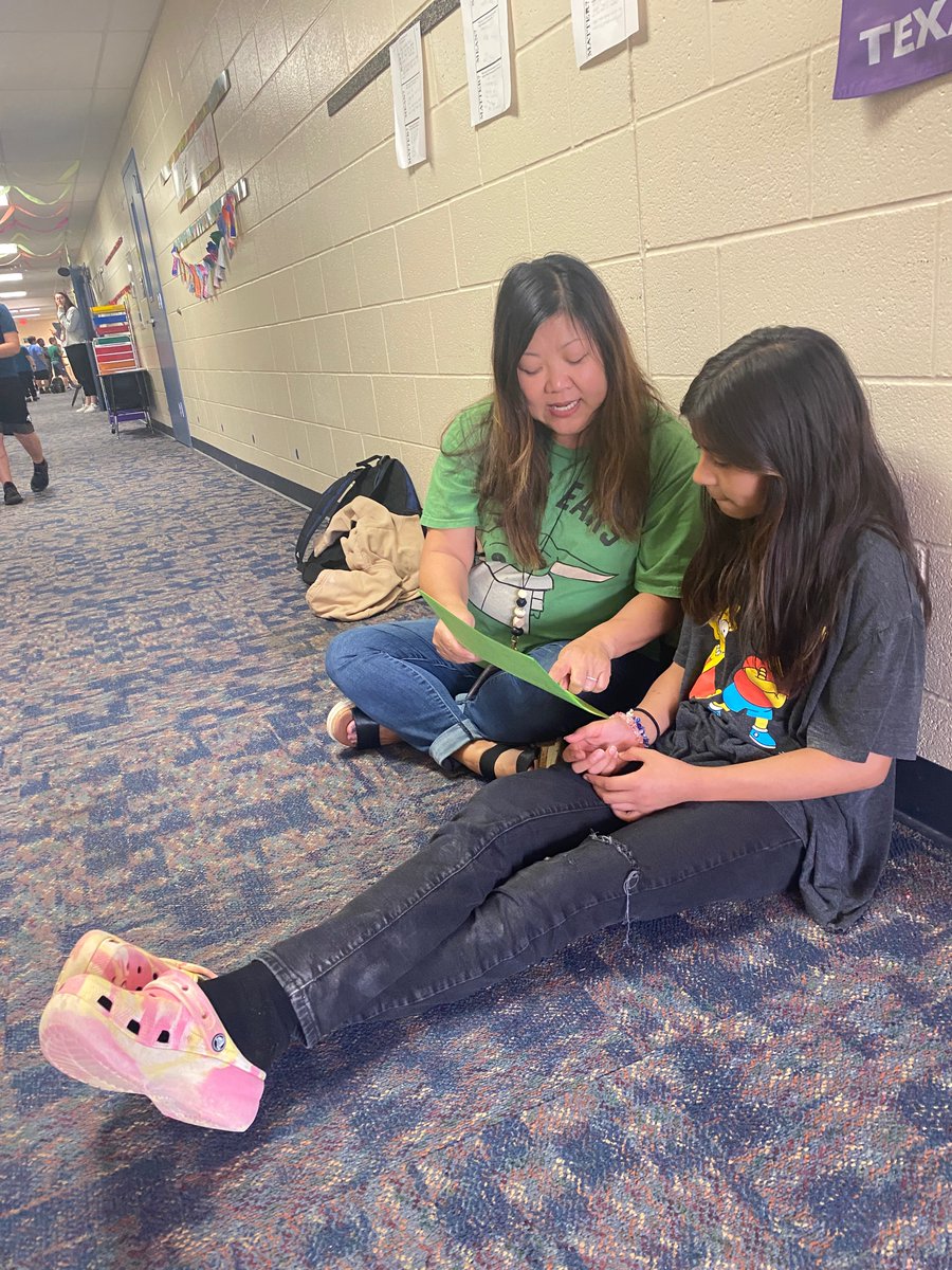 Speegleville's tweet image. We’ve reviewed, set goals, and are ready to conquer the #STAAR test! #TeamSPE #SpeeglevilleStrong #Speegleville #1Midway #MidwayISD