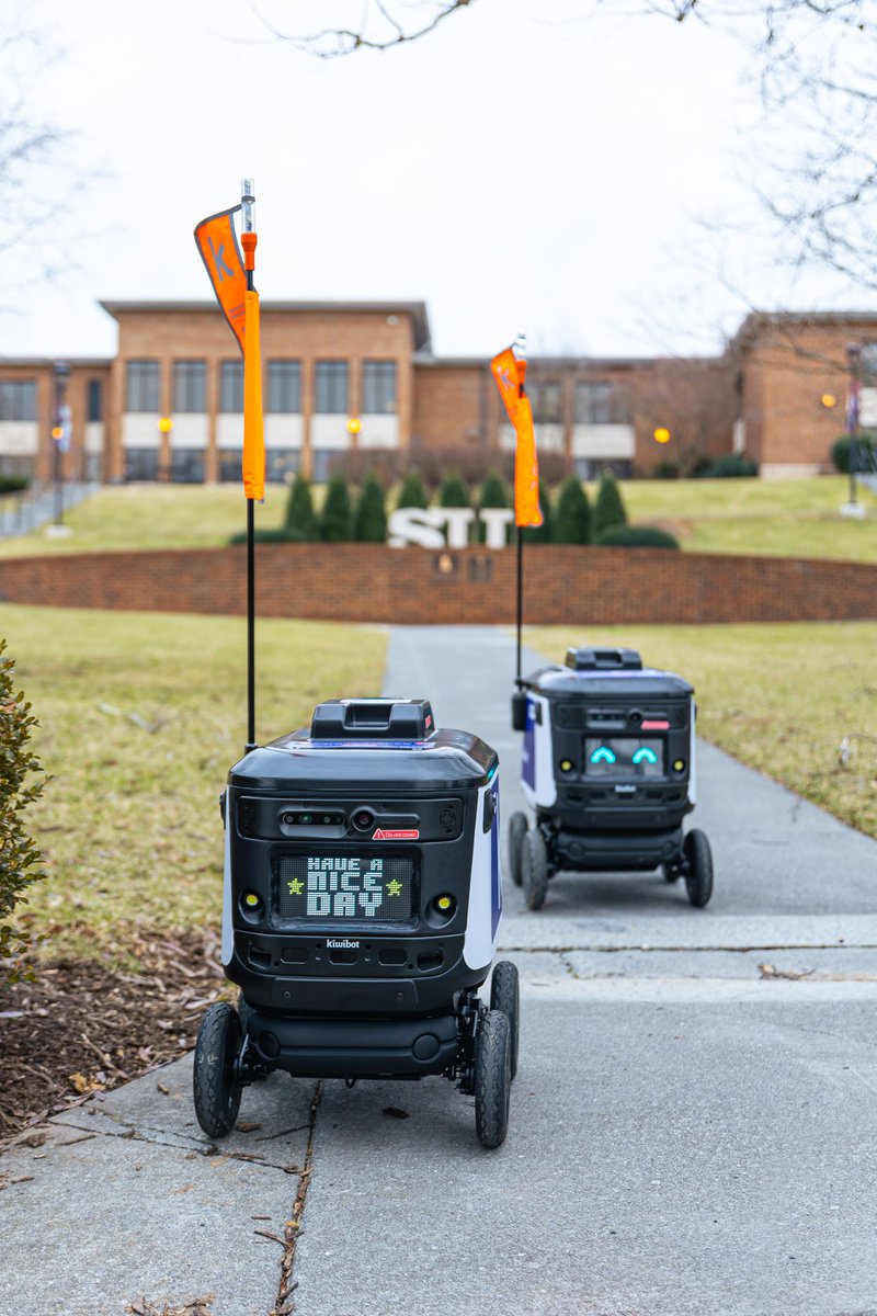 ⚡️Ready to embrace the future of campus life? Look no further than Kiwibot! Our state-of-the-art robots are designed to make your life easier and more enjoyable, whether you're a student, faculty member, or campus visitor. With #Kiwibot, the possibilities are endless!