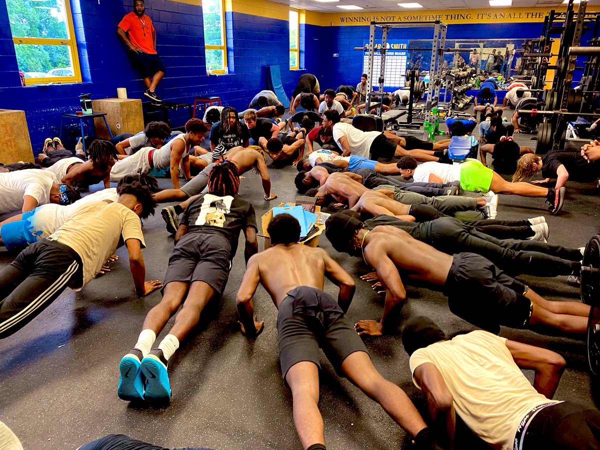 OscarSmithFB's tweet photo. Our Strength is in The Numbers‼️
#revengetourloading https://t.co/4TV3tJuCmS