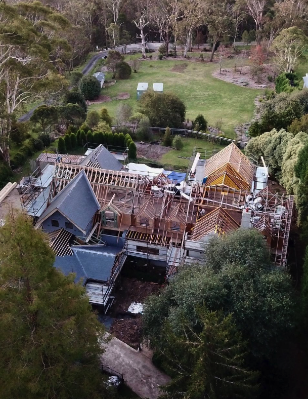 HeritageSlate's tweet photo. SOUTHERN HIGHLANDS

We managed to visit two really nice rural jobs currently underway in the beautiful leafy town of Mittagong.

1. 5 Station St, Mittagong | Reclaimed Slate Re-Roof
2. 189 Oxley Dr, Mittagong | Canadian Glendyne Slate Re-Roof https://t.co/wGFFeXDpKm