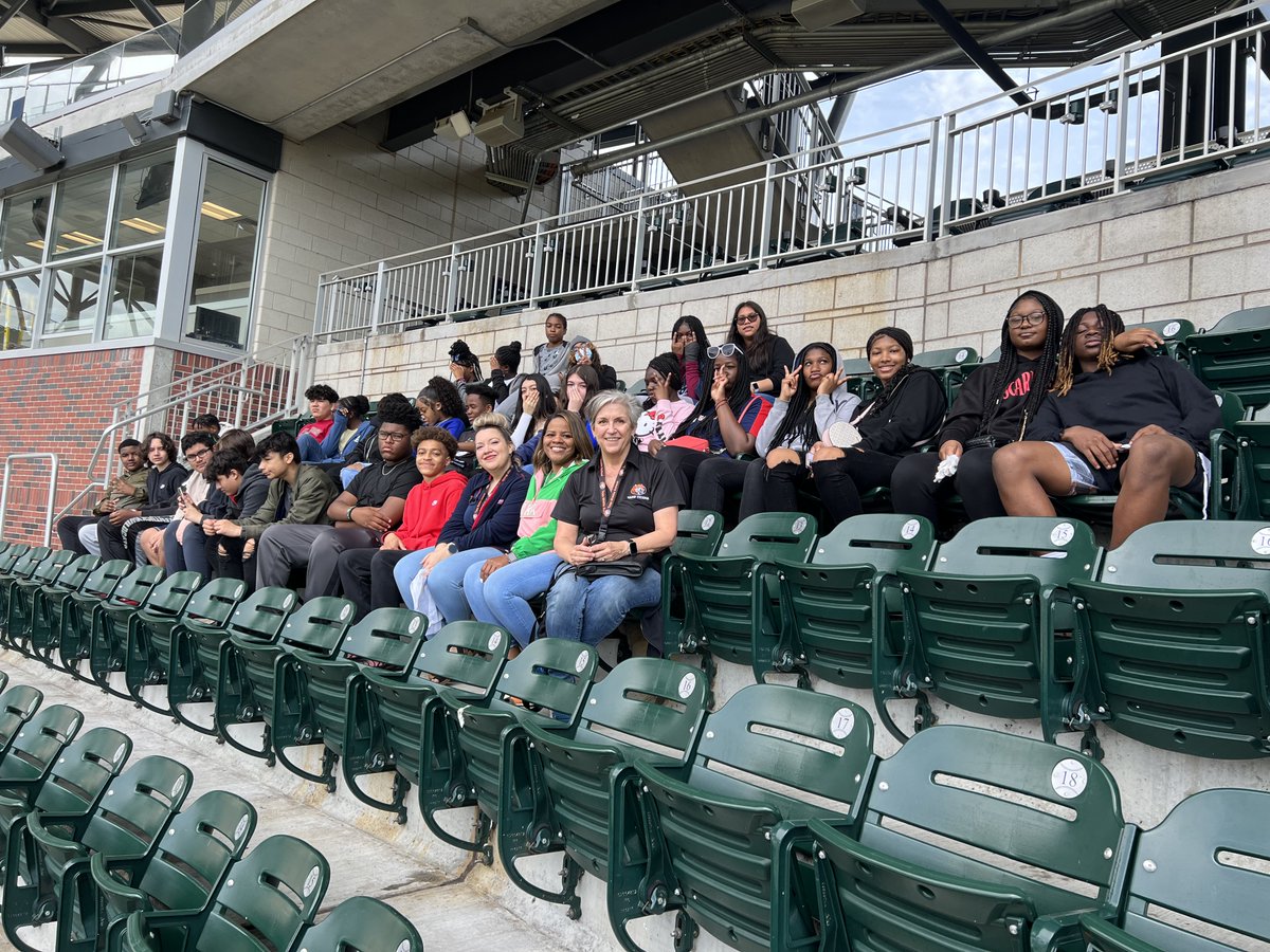 What a great day! Spent the morning at <a href="/TruistPark/">Truist Park</a> touring the <a href="/Braves/">Atlanta Braves</a> stadium with our students, and the evening at a <a href="/tapn2Tapp/">Tapp Middle School</a> chorus concert where we heard beautiful singing and celebrated Mr. Evans who is retiring after 30 years! 🤩👏🥳 #MarvelousMonday